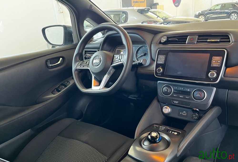 2020' Nissan Leaf 40 Kwh Acenta photo #5