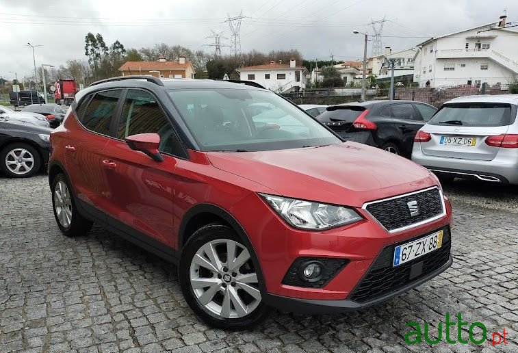 2020' SEAT Arona photo #1