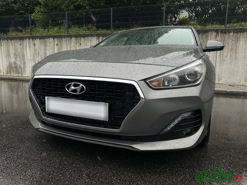 2019' Hyundai i30 Navi photo #2