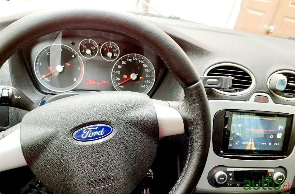 2008' Ford Focus photo #4