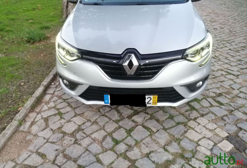 2017' Renault Megane Sport Tourer photo #1