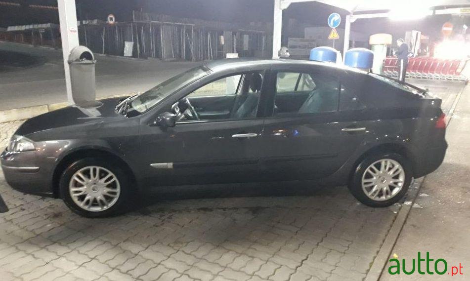 2005' Renault Laguna photo #4