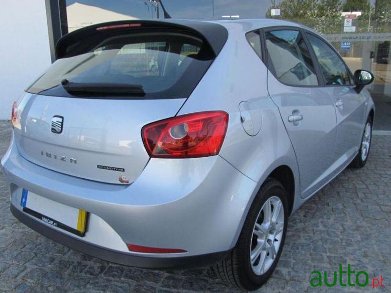 2010' SEAT Ibiza 1.4 Tdi Fresc Plus photo #1