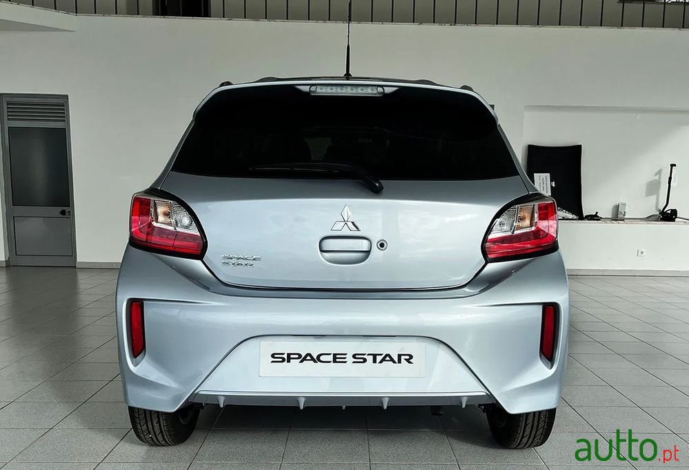 2023' Mitsubishi Space Star photo #5