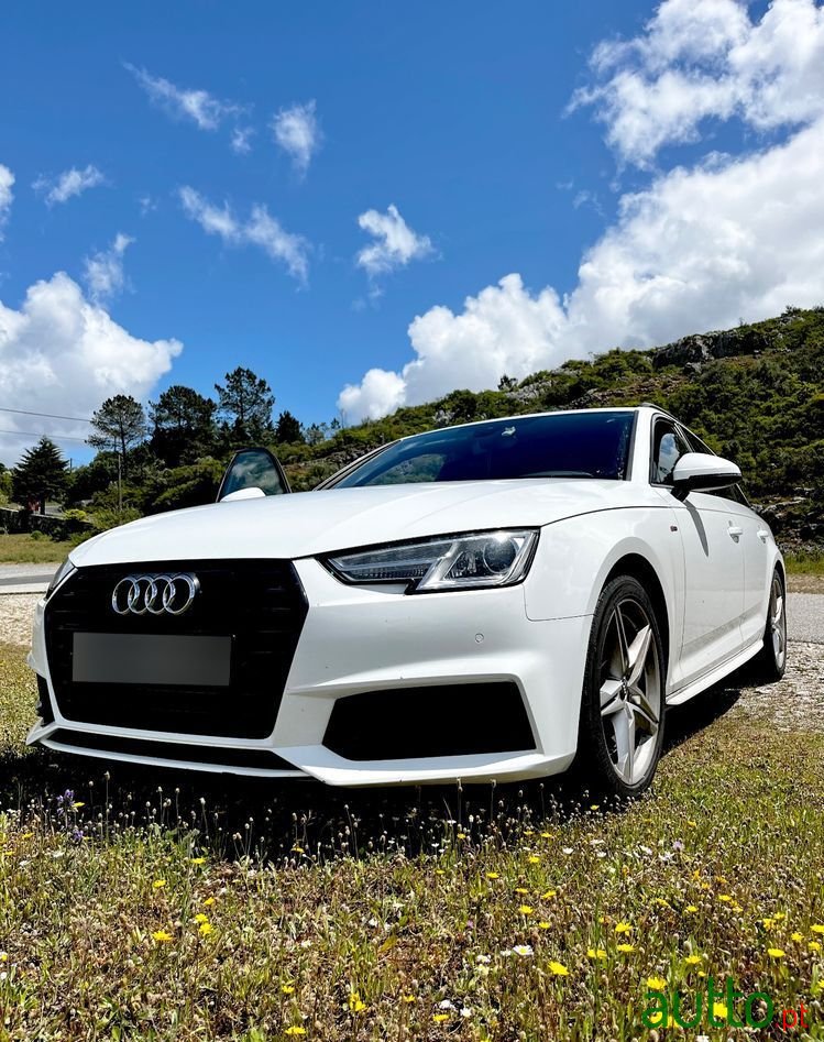 2018' Audi A4 Avant photo #4