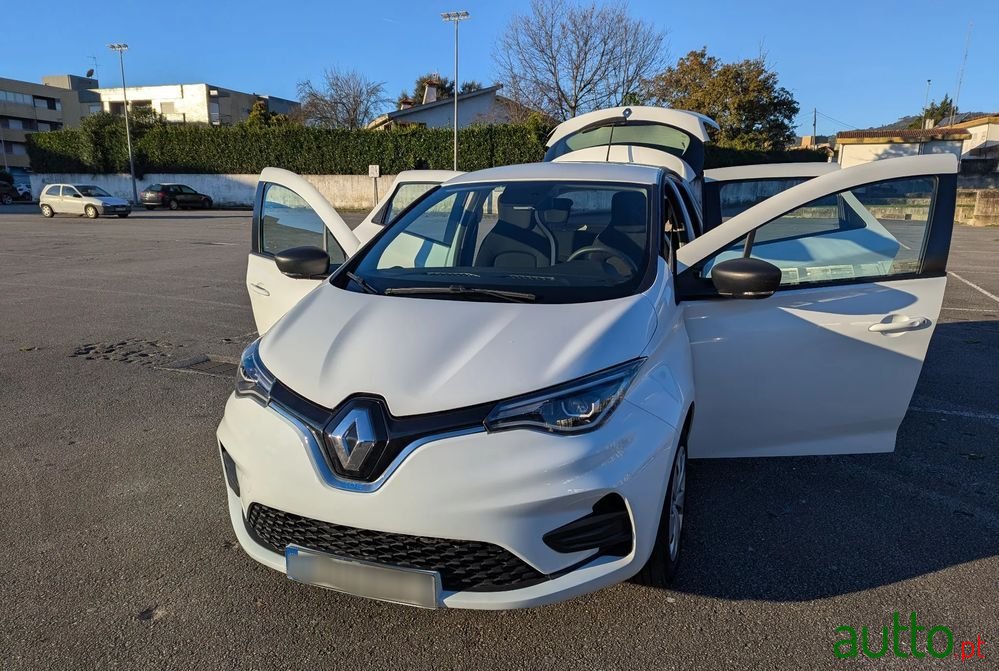 2021' Renault Zoe photo #5