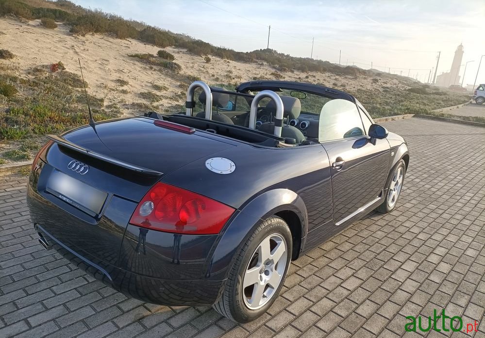 2002' Audi TT Roadster photo #3