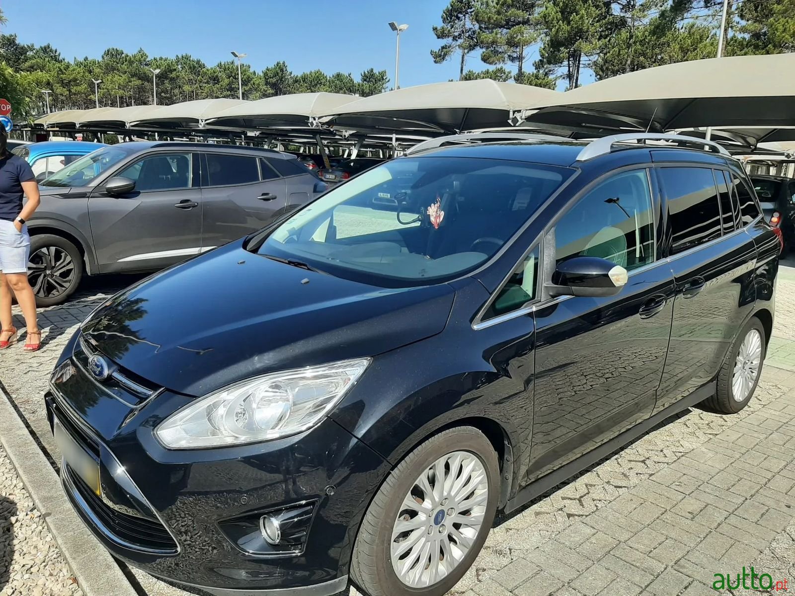 2012' Ford Grand C-MAX photo #6