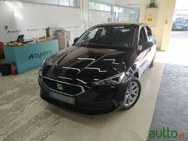 2021' SEAT Leon 1.0 Tsi Style photo #1