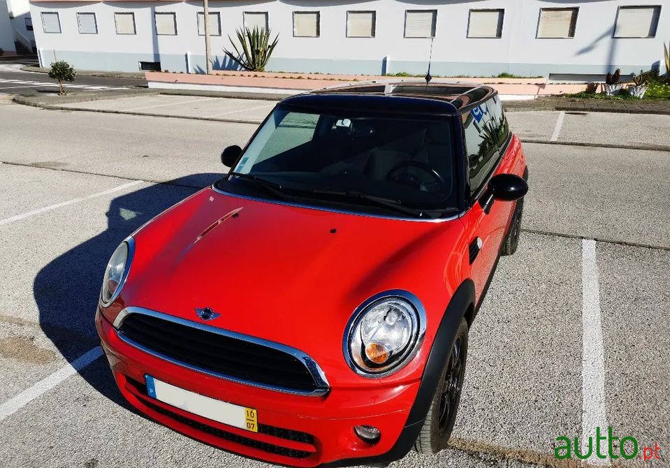 2010' MINI One photo #2