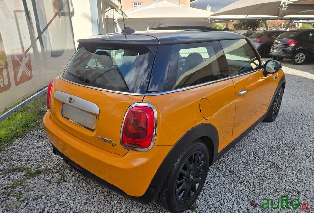 2014' MINI Cooper D 3 Portas photo #6