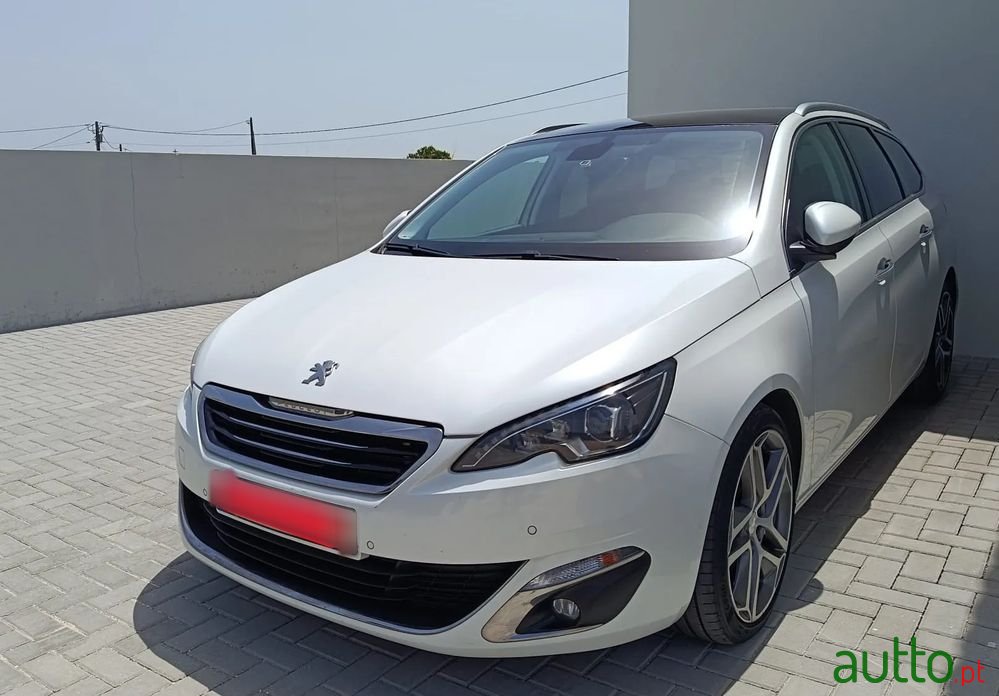 2015' Peugeot 308 Sw photo #1