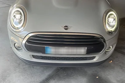 2021' MINI Cooper 3 Portas