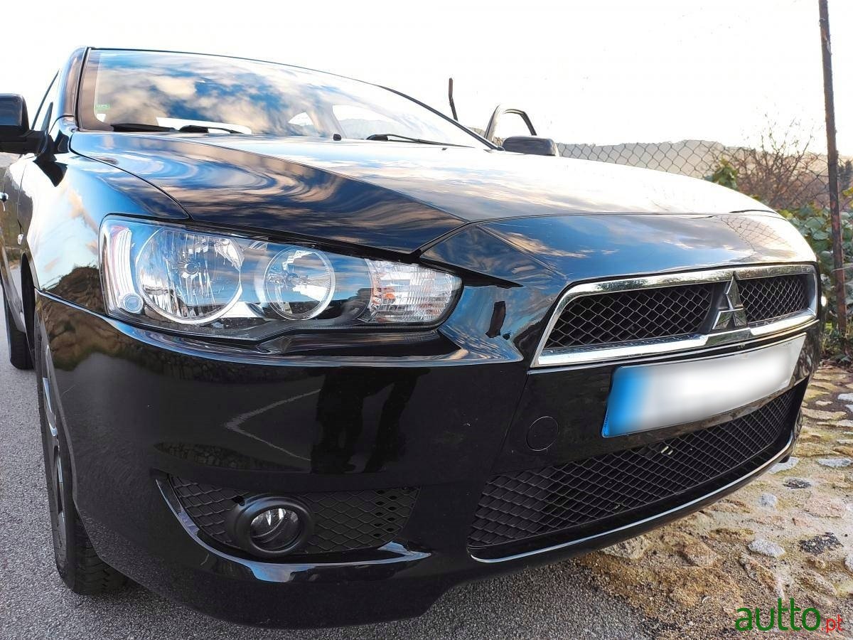 2009' Mitsubishi Lancer 1.5 photo #1