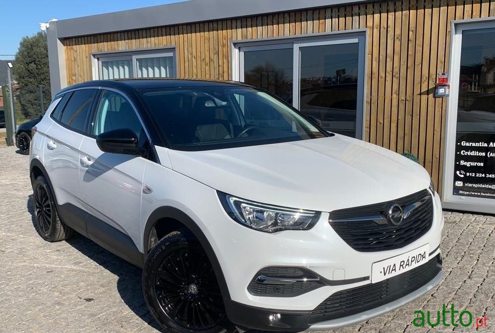 2018' Opel Grandland X photo #3