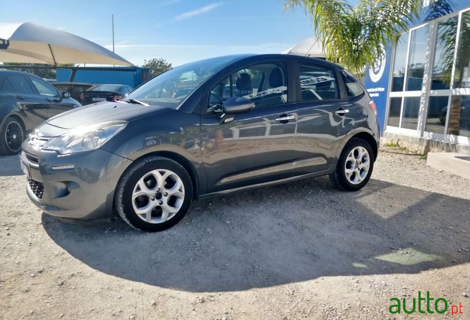 2013' Citroen C3 Seduction photo #4