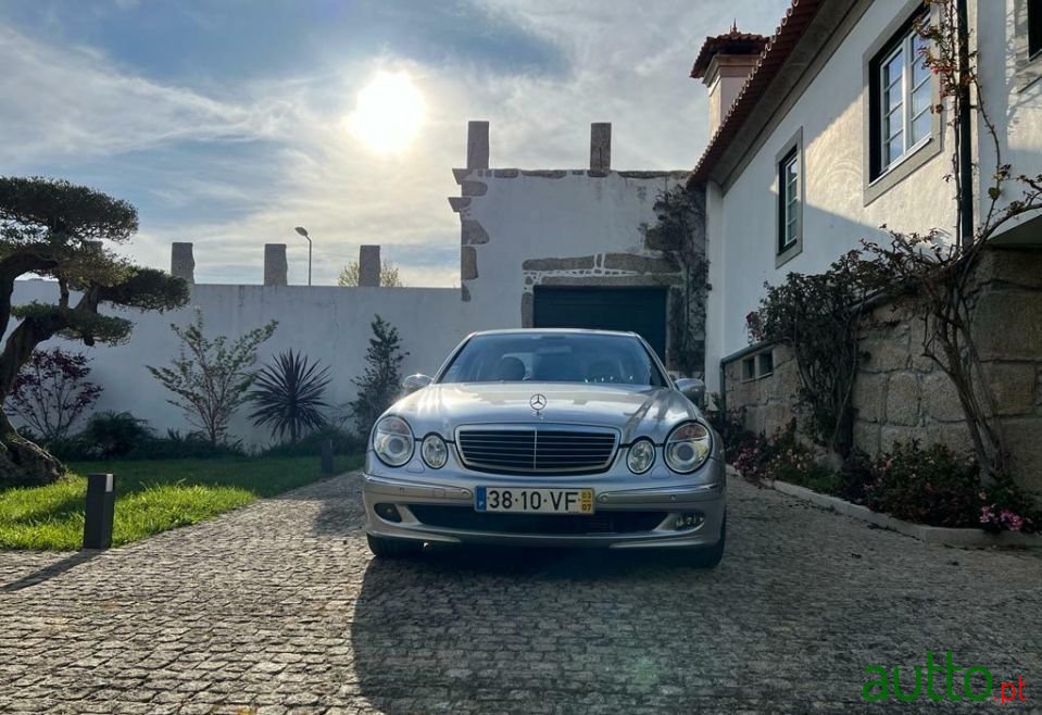 2003' Mercedes-Benz E-320 photo #4