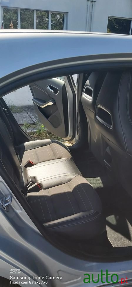 2015' Mercedes-Benz A 180 photo #6