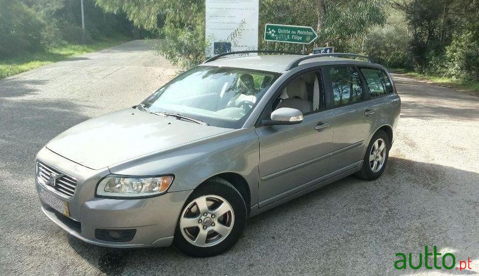 2008' Volvo V50 photo #1