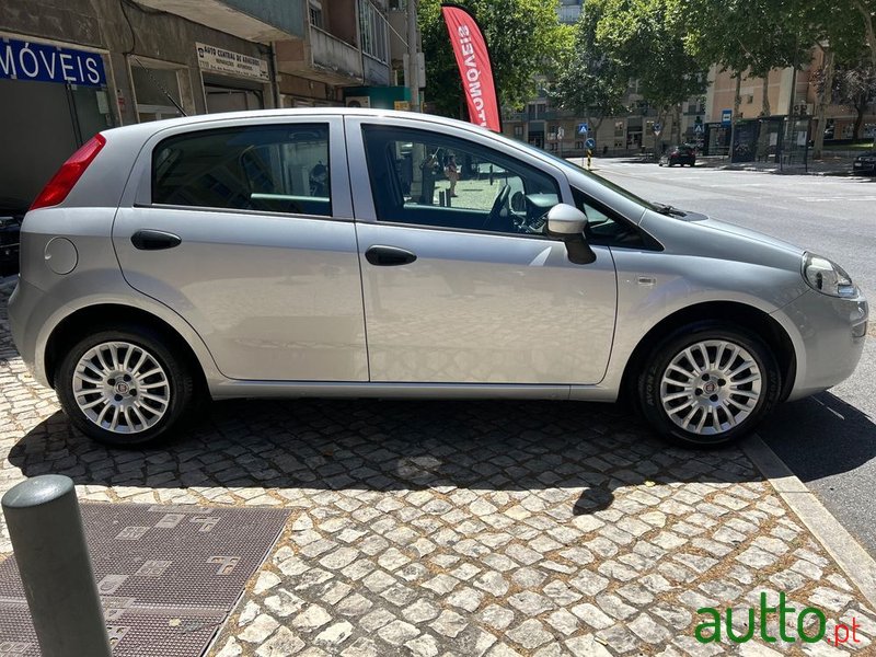 2016' Fiat Punto photo #5