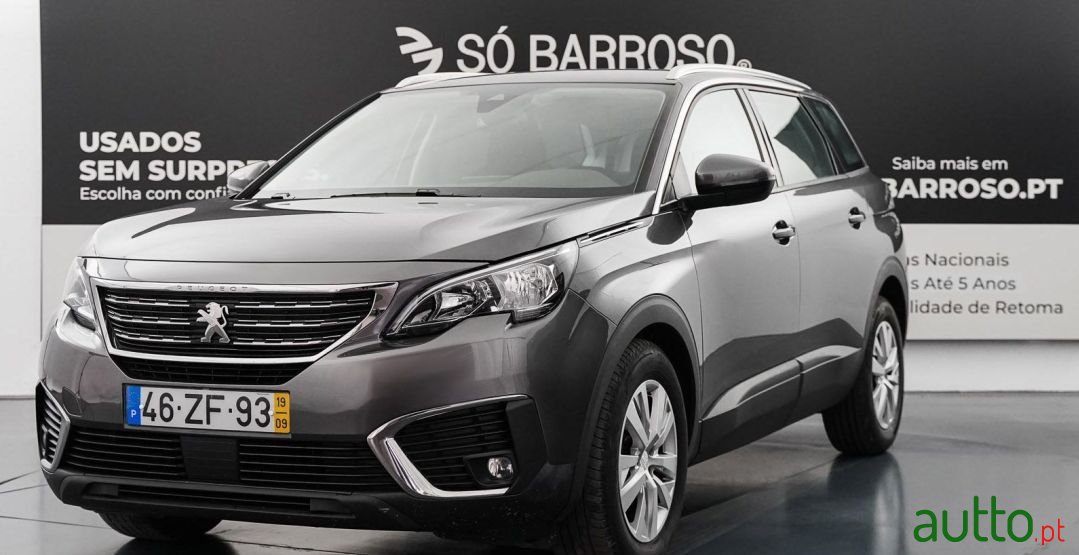 2019' Peugeot 5008 photo #1