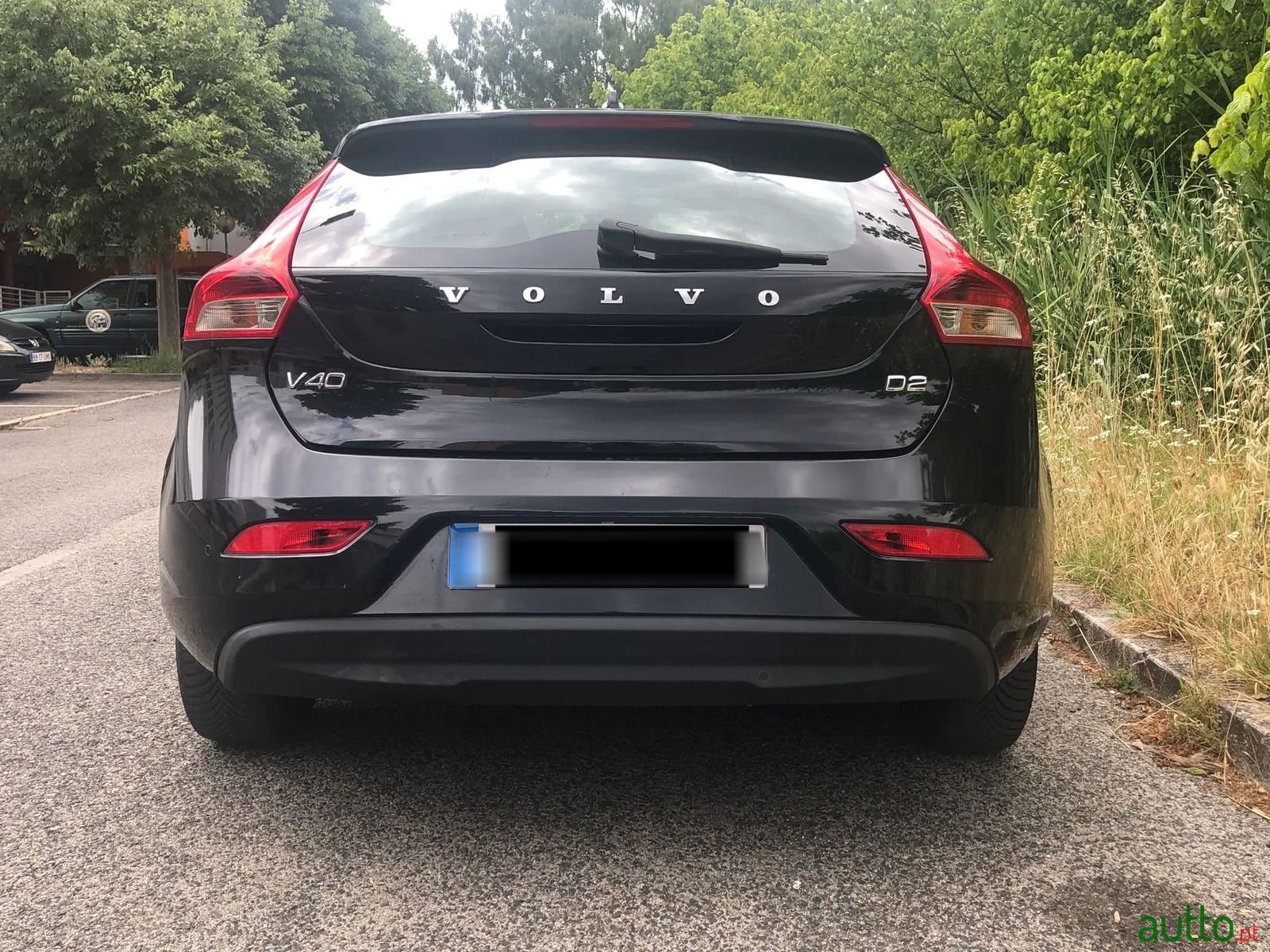 2015' Volvo V40 photo #3