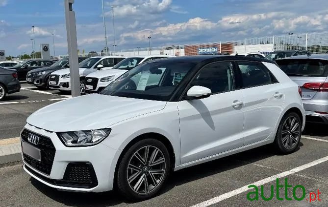 2020' Audi A1 Sportback photo #2