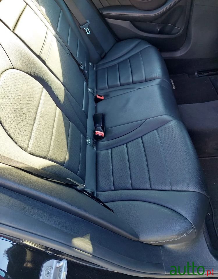 2015' Mercedes-Benz Classe C photo #5