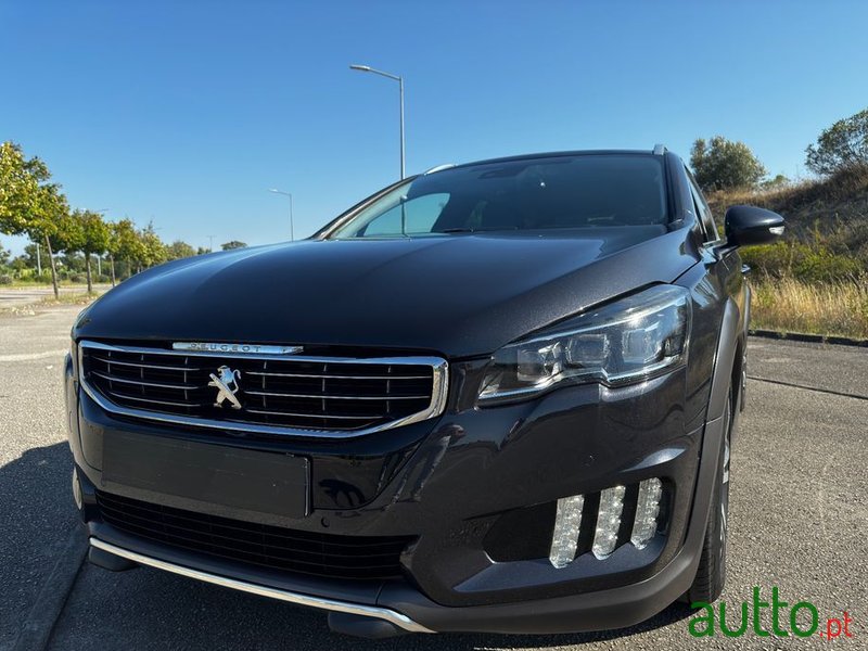 2014' Peugeot 508 RXH photo #2