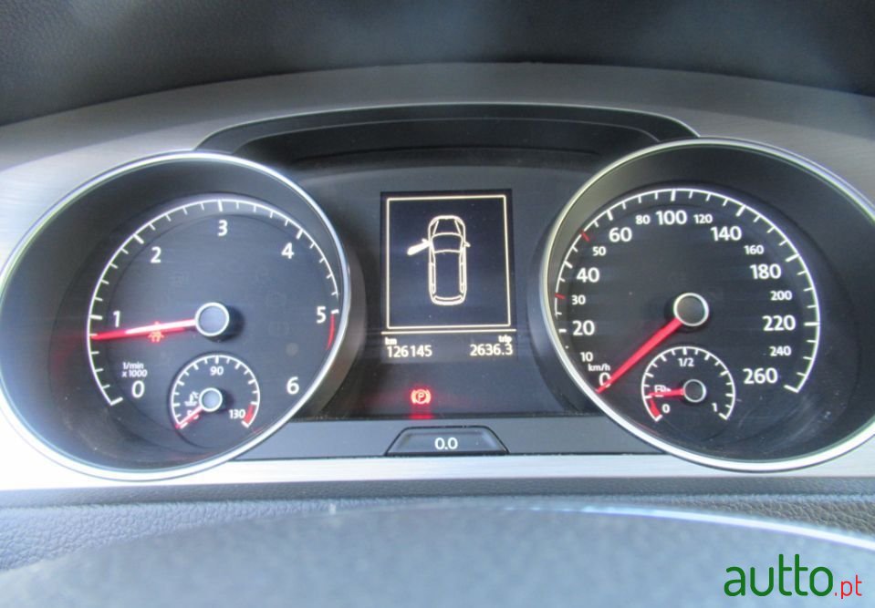 2017' Volkswagen Golf Variant photo #5