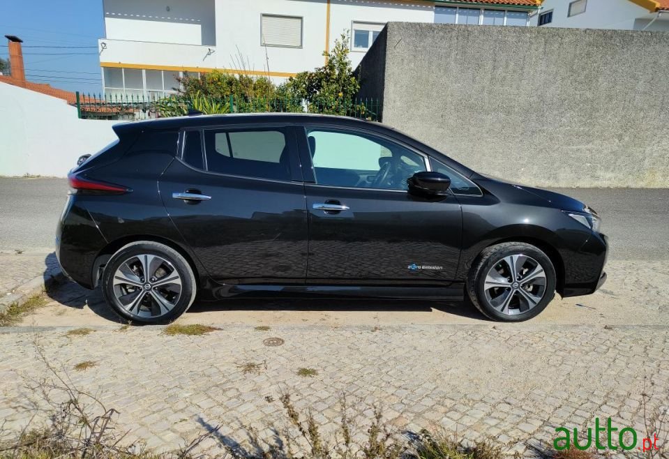 2018' Nissan Leaf photo #2