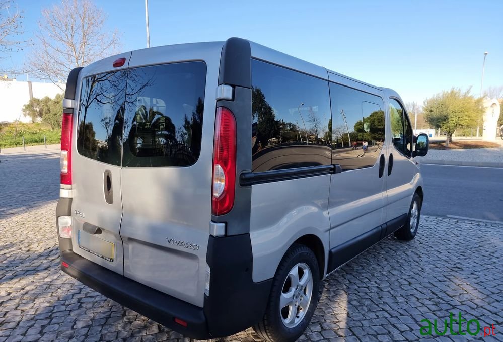 2007' Opel Vivaro 2.0 Cdti L1H1 2.7T 6L photo #5