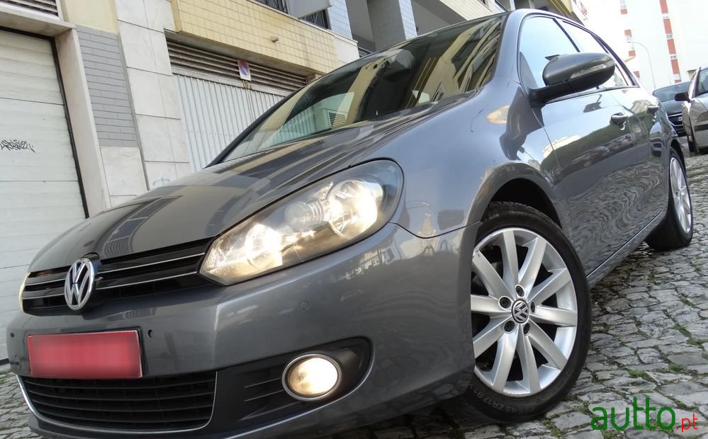 2008' Volkswagen Golf photo #1