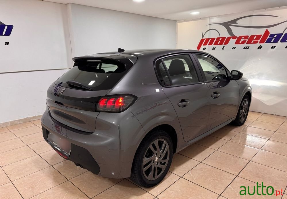 2021' Peugeot 208 photo #4