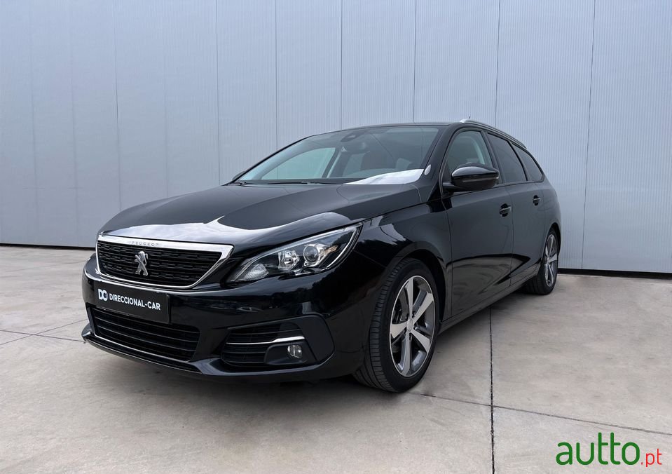 2017' Peugeot 308 Sw photo #1