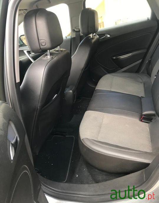 2010' Opel Astra Cosmo photo #5