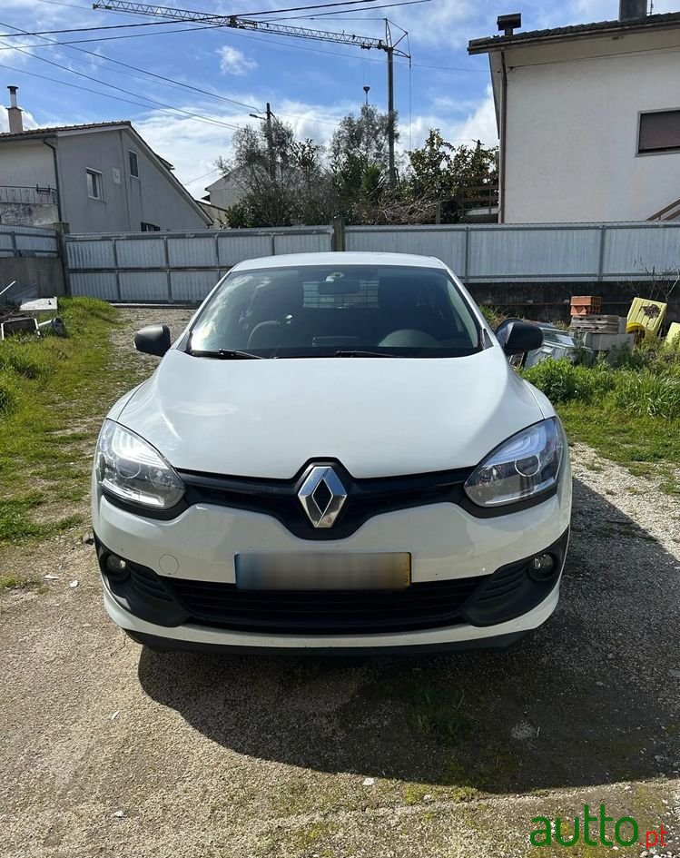 2014' Renault Megane photo #1