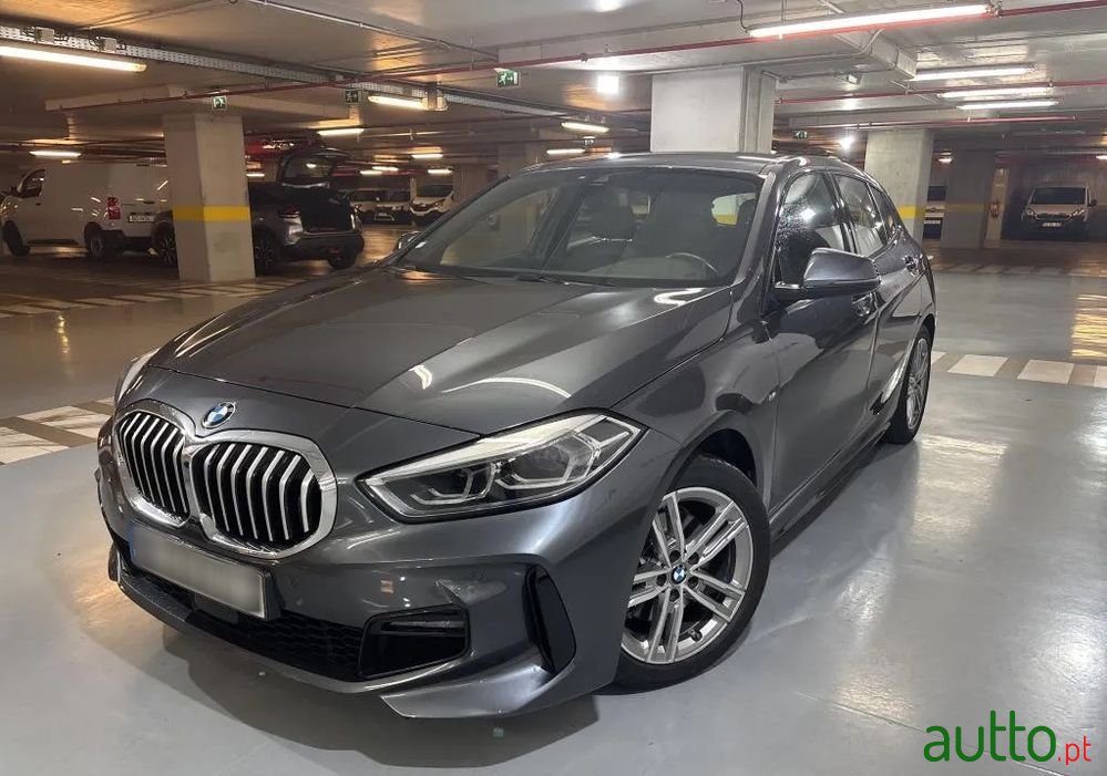 2021' BMW Série 1 photo #1