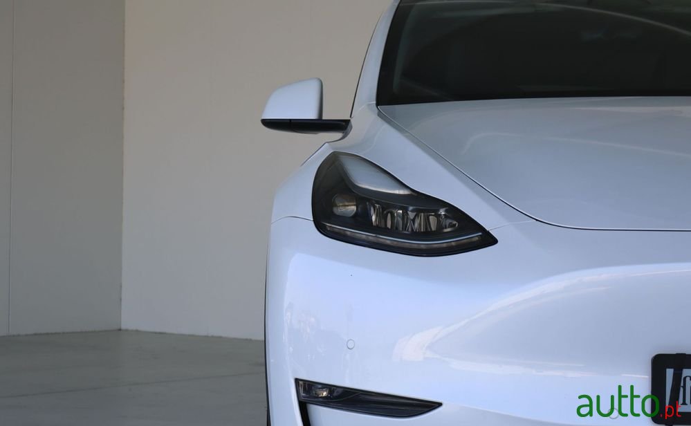 2022' Tesla Model Y photo #3