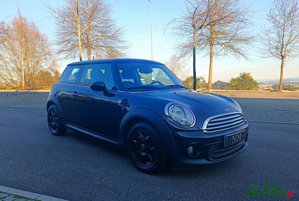2011' MINI One photo #3