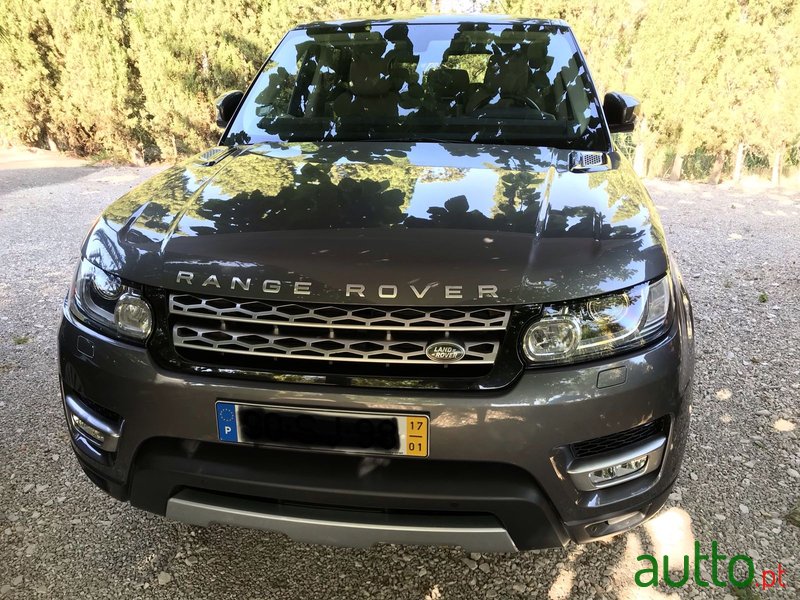 2017' Land Rover Range Rover Sport photo #1