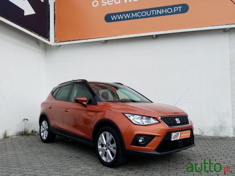 2020' SEAT Arona photo #3