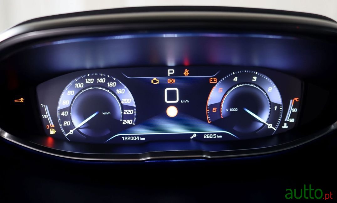 2017' Peugeot 3008 Allure photo #5