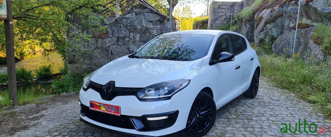 2015' Renault Megane photo #1