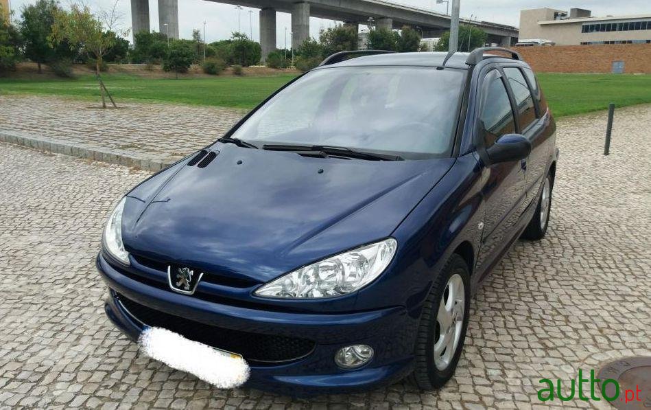 2005' Peugeot 206 Sw photo #4