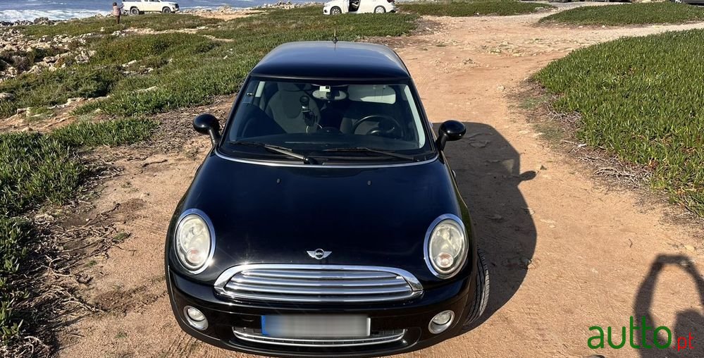 2009' MINI One 1.4 photo #2