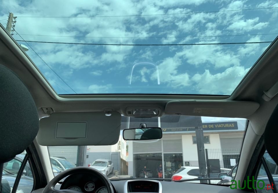 2010' Peugeot 207 Sw photo #3