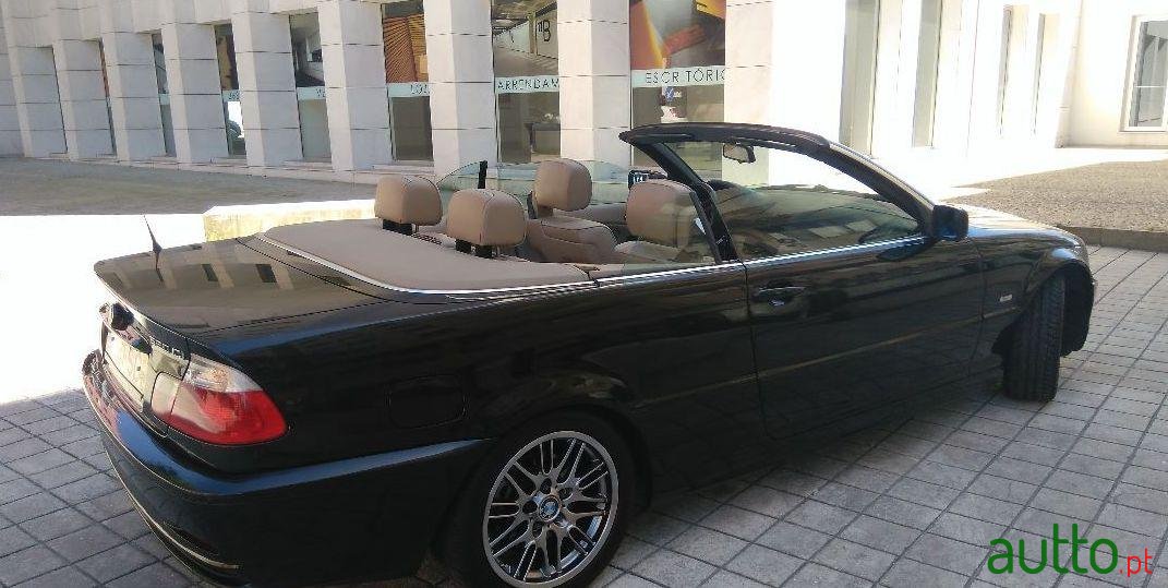 2001' BMW 320 Ci Cabrio photo #1