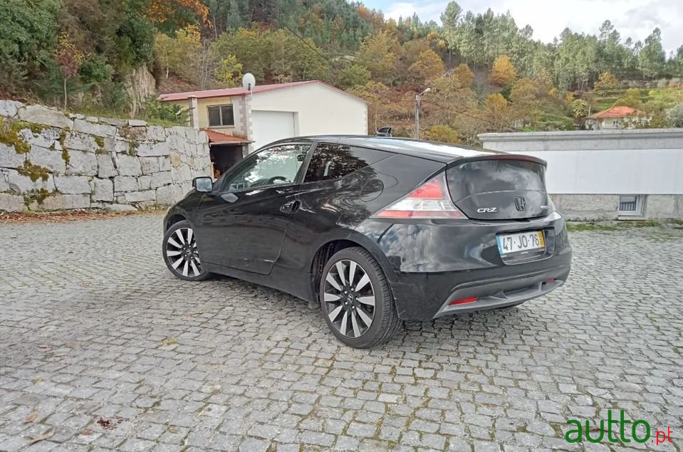 2010' Honda CR-Z photo #2