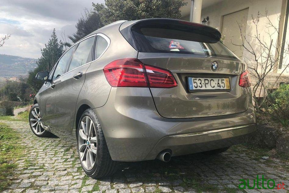 2014' BMW 218 Active Tourer Luxury photo #4